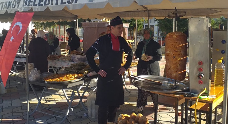 Ortaköy’de Filistin’e Destek Kermesi